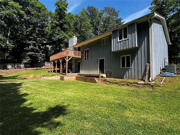 3rd image of 5611 High Harbor Ct