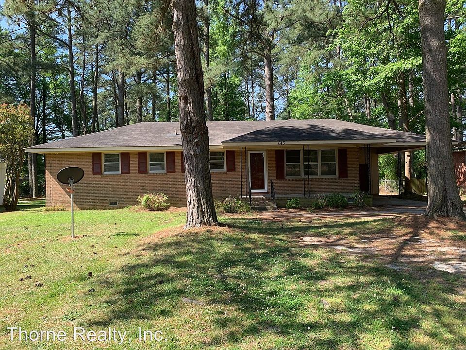 1st image of 613 Powell Dr