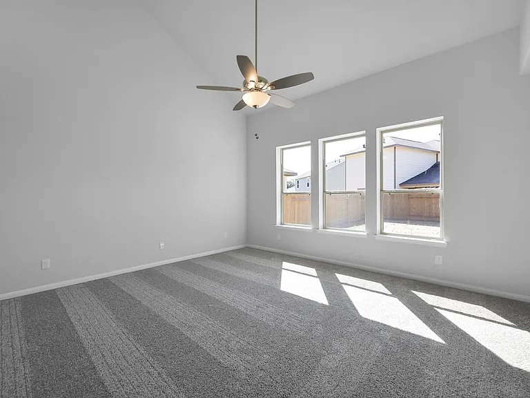 2140 Cedar Bend Dr — Photo 7