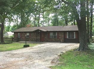 18 Catalina Rd, Huntsville, TX 77340