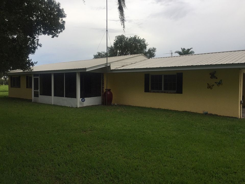 1st image of 7673 SE Parker Dr