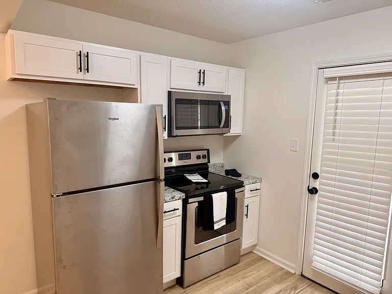 51-53 Brooksie Dr #A & B — Photo 4