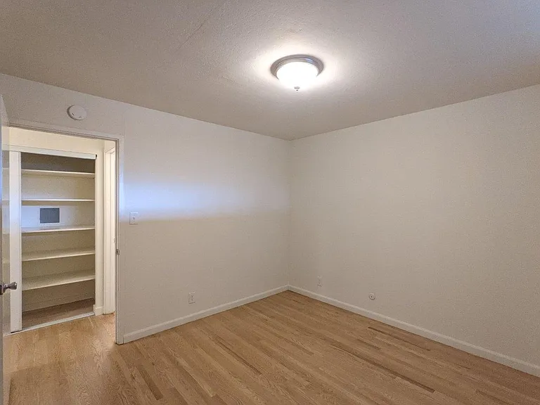 2404 Fulton Street — Photo 23