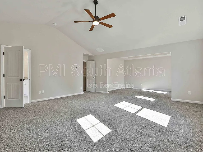 10 Singletree Ln — Photo 28