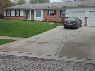 3722 Springbrook Ln, Lansing, MI 48917