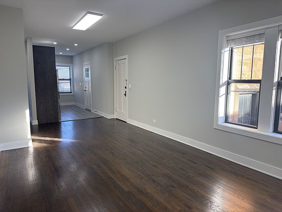 2nd image of 5162-66 W Montrose Ave #2B