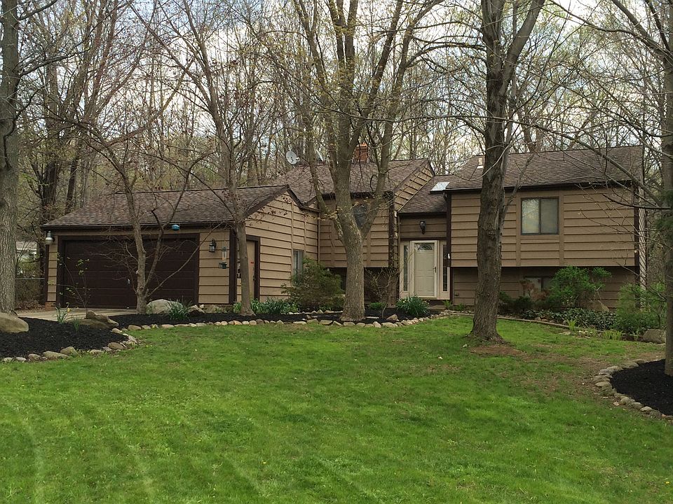 1st image of 5905 Stephanie Ln