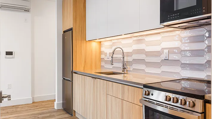 Rented by Nooklyn NYC LLC | media 2