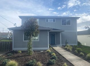 916 Adams St, Port Townsend, WA 98368