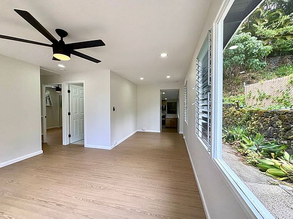4th image of 3634 Halekipa Pl APT A