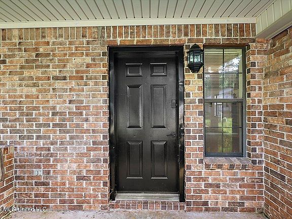 4th image of 480 Brendalwood Dr