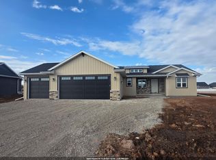 W5658 Tonys Way, Appleton, WI 54915