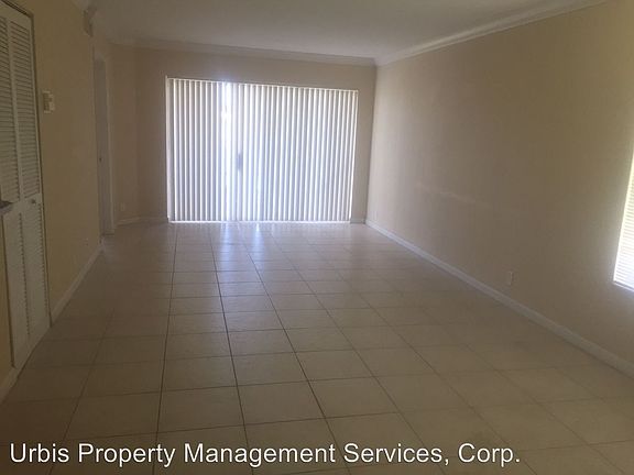 4th image of 1352 The Pointe Dr