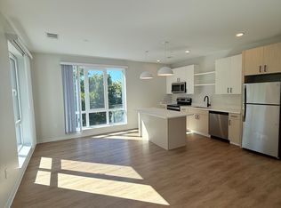 594 Canterbury St #419, Roslindale, MA 02131