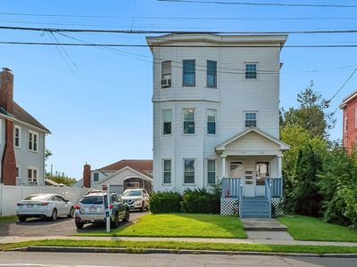 450 Broadway St, Chicopee, MA, 01020