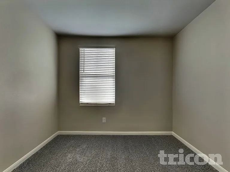 428 Ferrule Dr — Photo 11