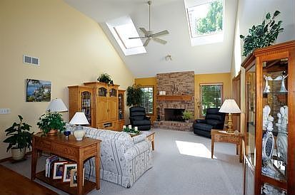 3rd image of 2480 Bainbridge Blvd