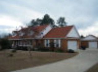 22 Marys Ln SE, Moultrie, GA 31788