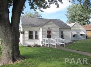 301 Albert St, Creve Coeur, IL