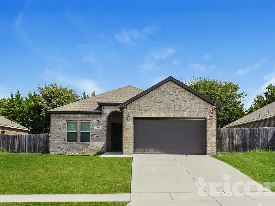 1st image of 1908 Carrington Dr