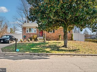 8900 Townsend Ln, Clinton, MD 20735