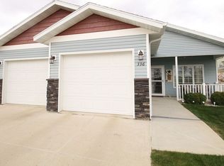 336 Lorrain Dr, Bismarck, ND 58503