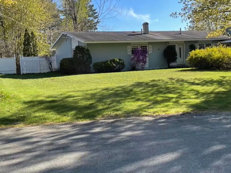 Large corner lot