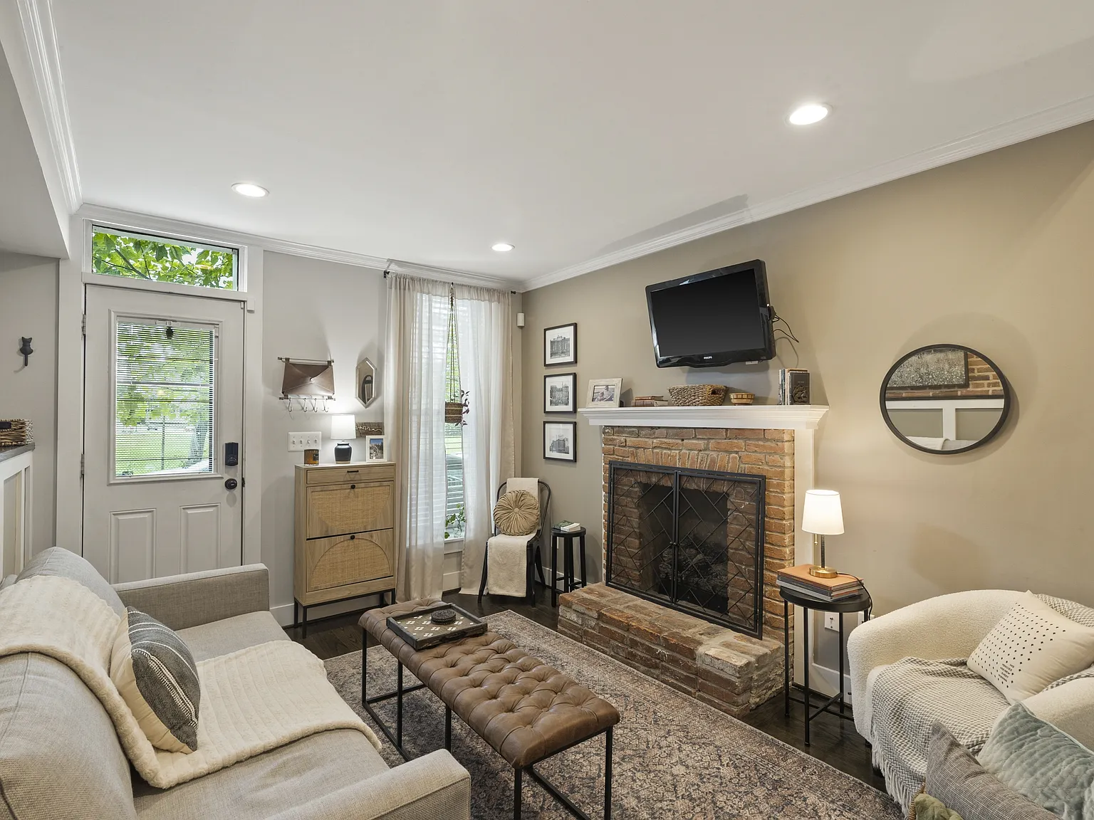 2 bed, 2.5 bath, 1528 sqft, $3,000 — Photo 3