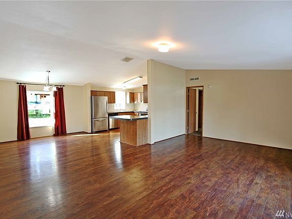 2nd image of 1010 Mahogany Ln NW #55