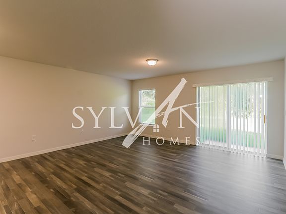 017-photo-living-room-11499092_08042022