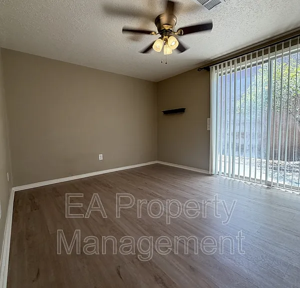 6532 Keeling St NW — Photo 14