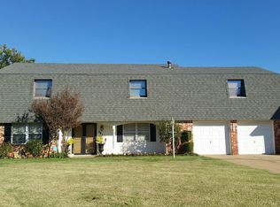 5817 N Caddo Ct, Warr Acres, OK 73132