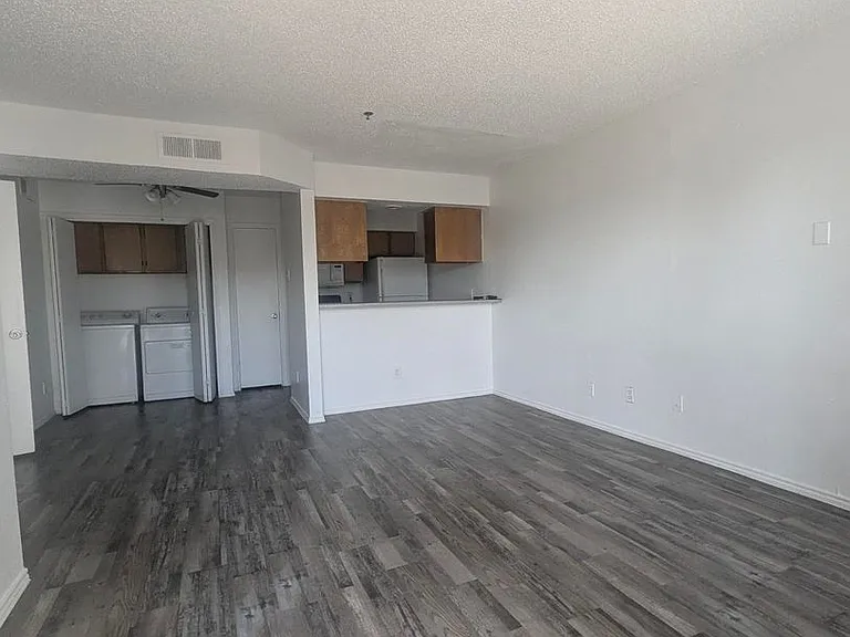 Bennett Place Apartments — Photo 40