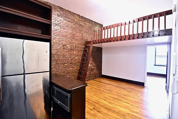 Rented by Bohemia Realty Group | media 13