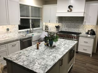 174 Avocado Pl, Brentwood, CA