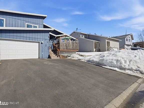 3rd image of 311 Pettis Rd