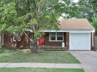 817 S Royal Rd, Wichita, KS 67207