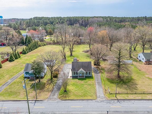 2nd image of 618 Academy Ave