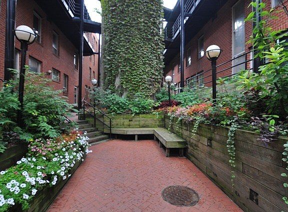 2nd image of 5400 S Hyde Park Blvd APT 13D