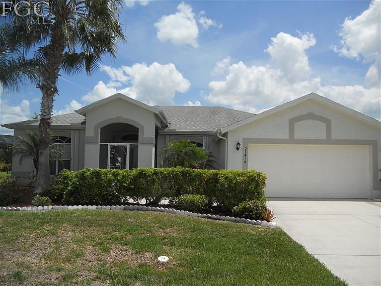 1st image of 23410 Olde Meadowbrook Cir