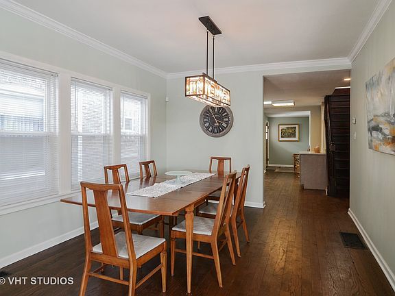 3rd image of 4044 N Marmora Ave