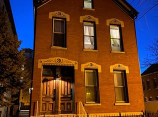 838 N Hermitage Ave APT 2F, Chicago, IL 60622