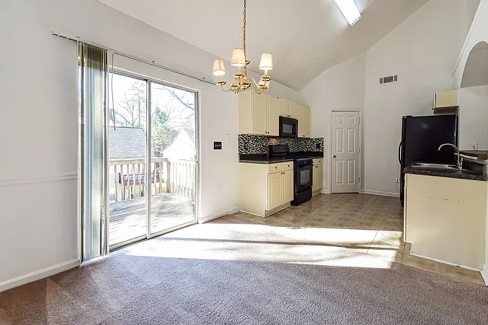 4203 Wesley Hall Ln — Photo 4