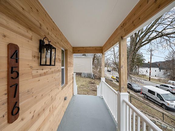 3rd image of 4576 Hamilton Ave