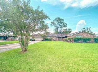 318 Linda Ave, Bridge City, TX 77611