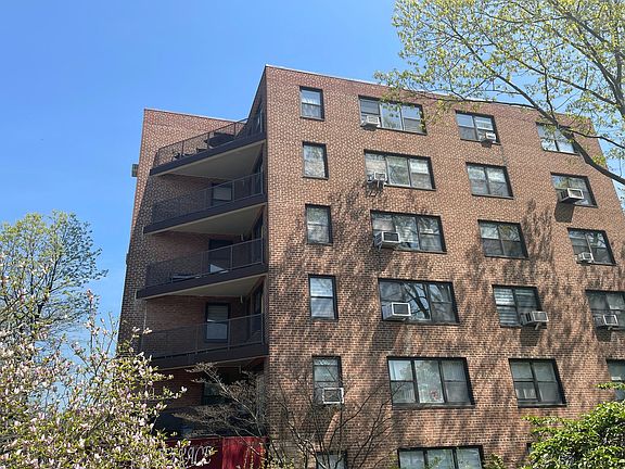 3rd image of 1450 Palisade Ave