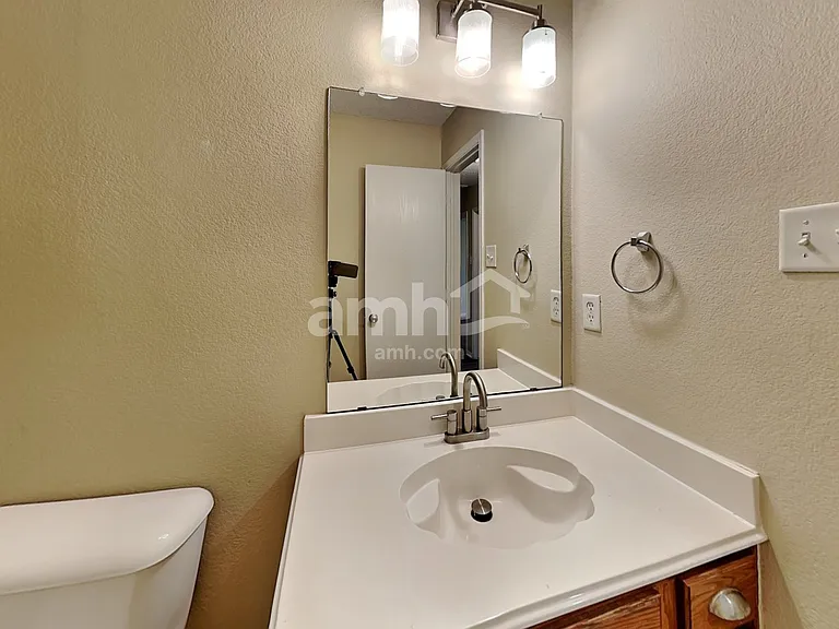 3999 Freedom Ln — Photo 14