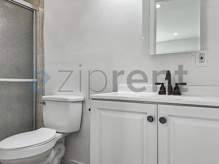 3422 9th Ave — Photo 38