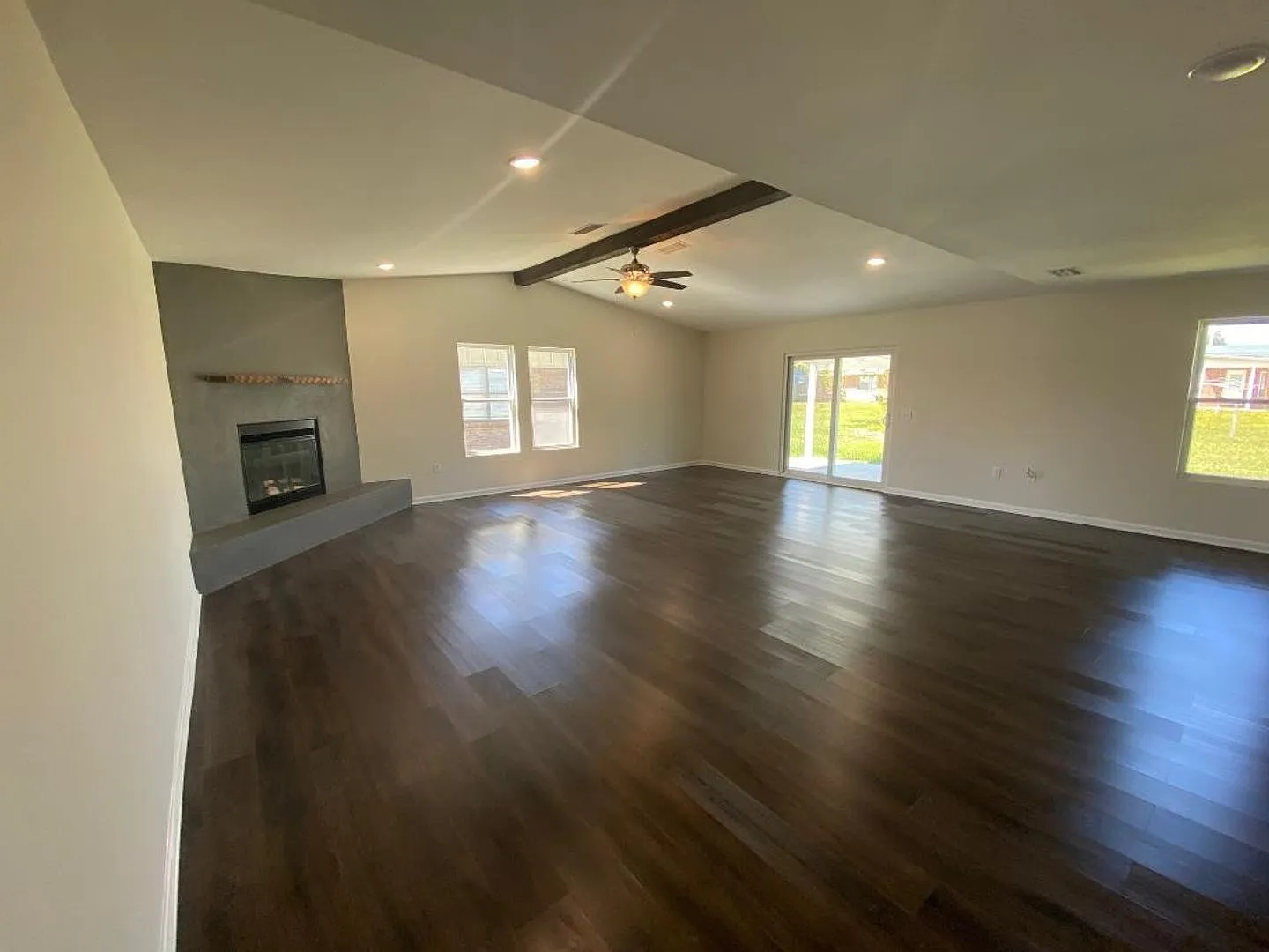 5917 Howard Rd — Photo 4