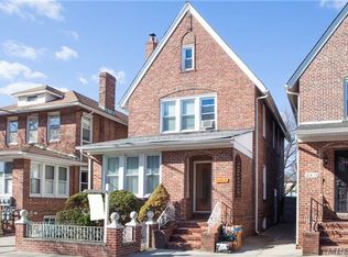 21411 45th Rd, Flushing, NY 11361